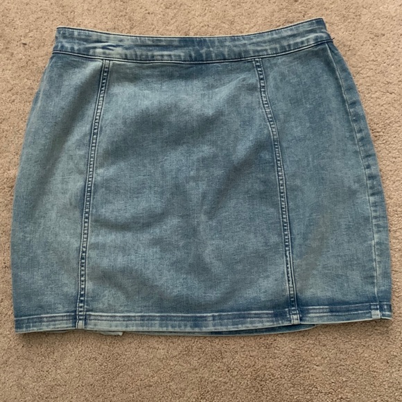 Like New Free People Mini - Picture 3 of 7